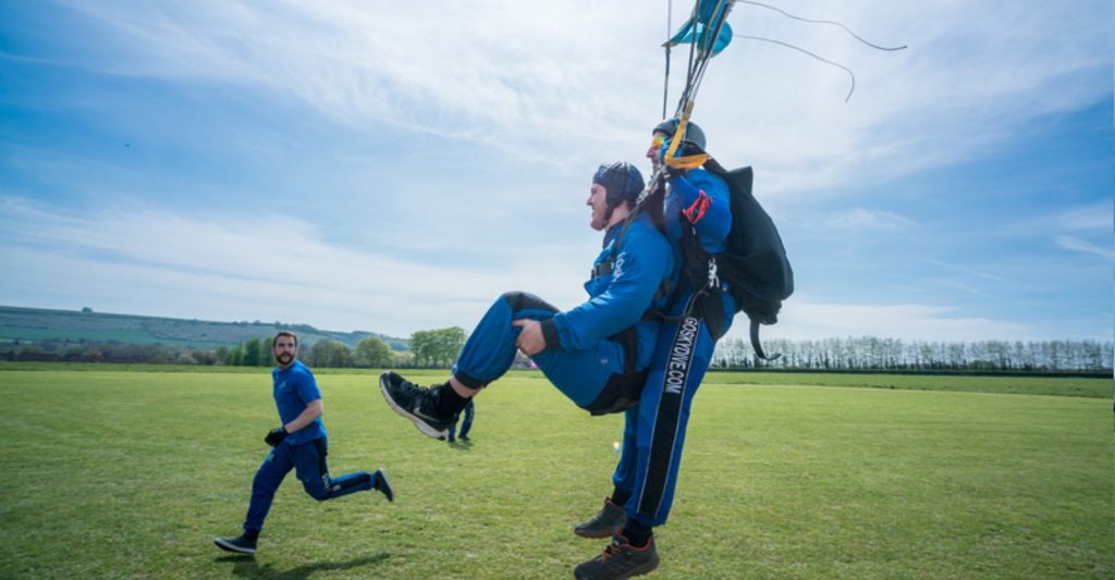 skydiving weight limit