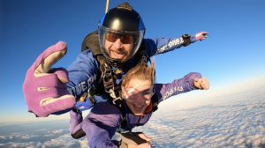 tandem skydiving 10000